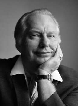 Weltweite Feierlichkeiten zu L. Ron Hubbards 104. Geburtstag